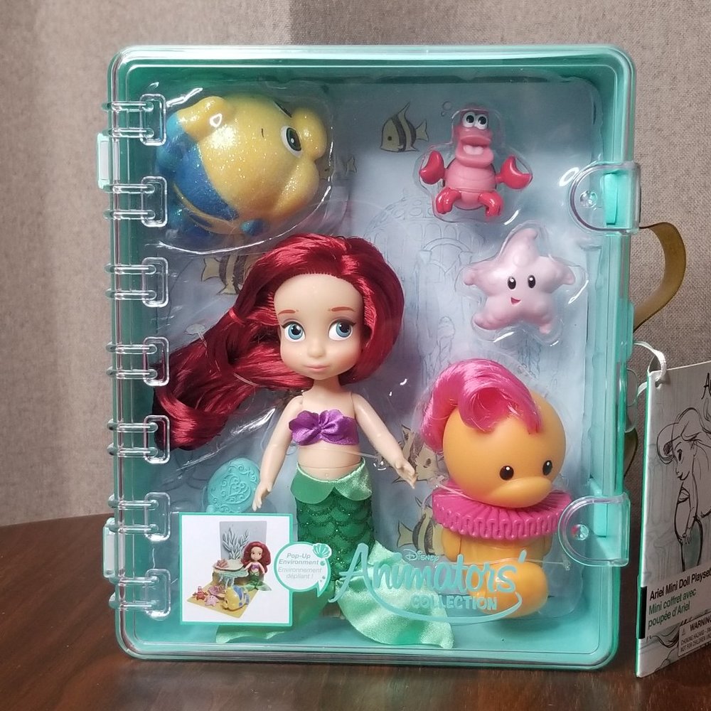 Authentic DisneyStore Ariel Animator's Collection MiniDoll Playset  5"